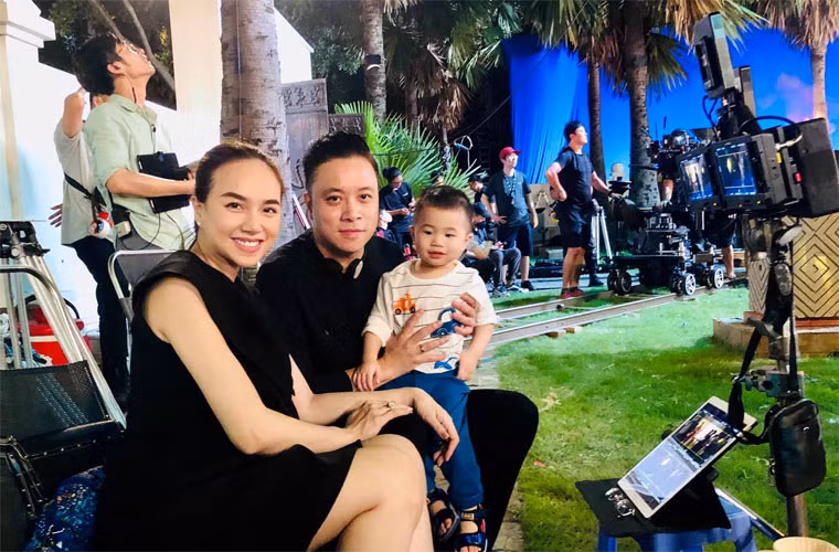 Dịp kỷ niệm 3 năm ngày cưới, Đinh Ngọc Diệp chia sẻ: "3 năm như ở thiên đàng. Cảm ơn anh".