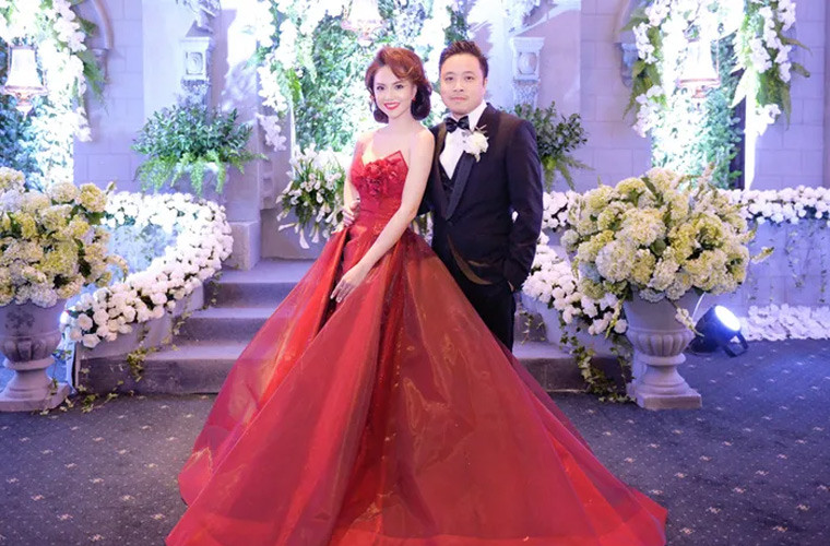 Sám đám cưới linh đình vào tháng 3/2016, Đinh Ngọc Diệp rút dần hoạt động khỏi làng giải trí.(Ảnh: Zing)