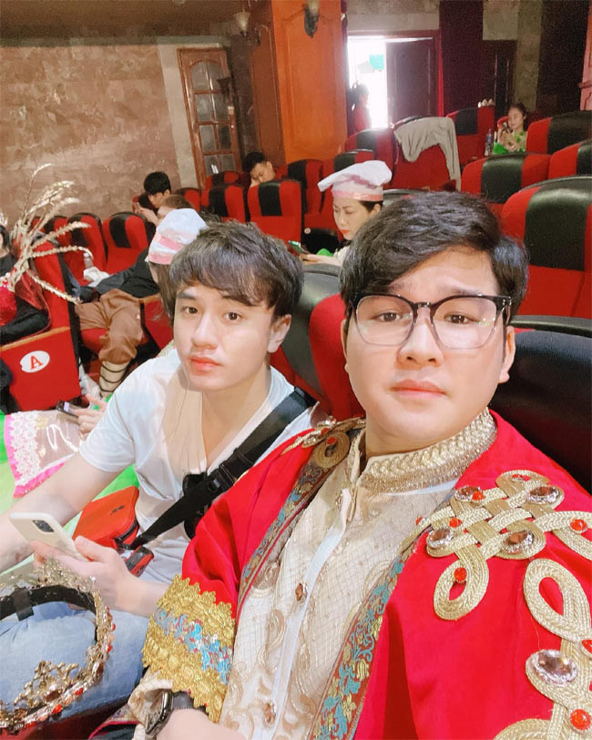 Ngoài đóng phim truyền hình, Đức Anh còn là diễn viên trẻ của Nhà hát Tuổi trẻ. (Ảnh: FBNV)