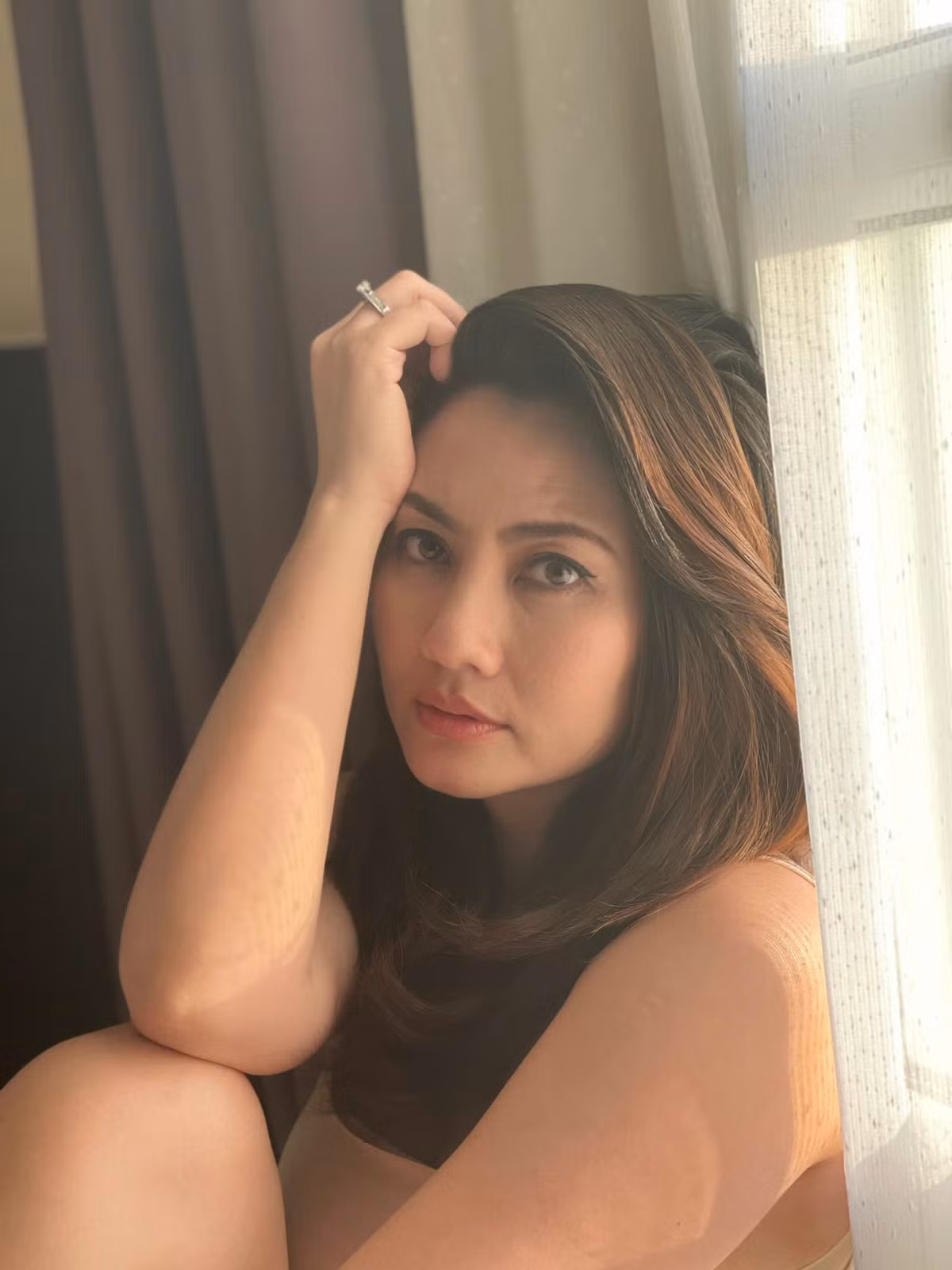 Khi không đi diễn, bà mẹ một con dành nhiều thời gian để luyện tập và chăm sóc bản thân.