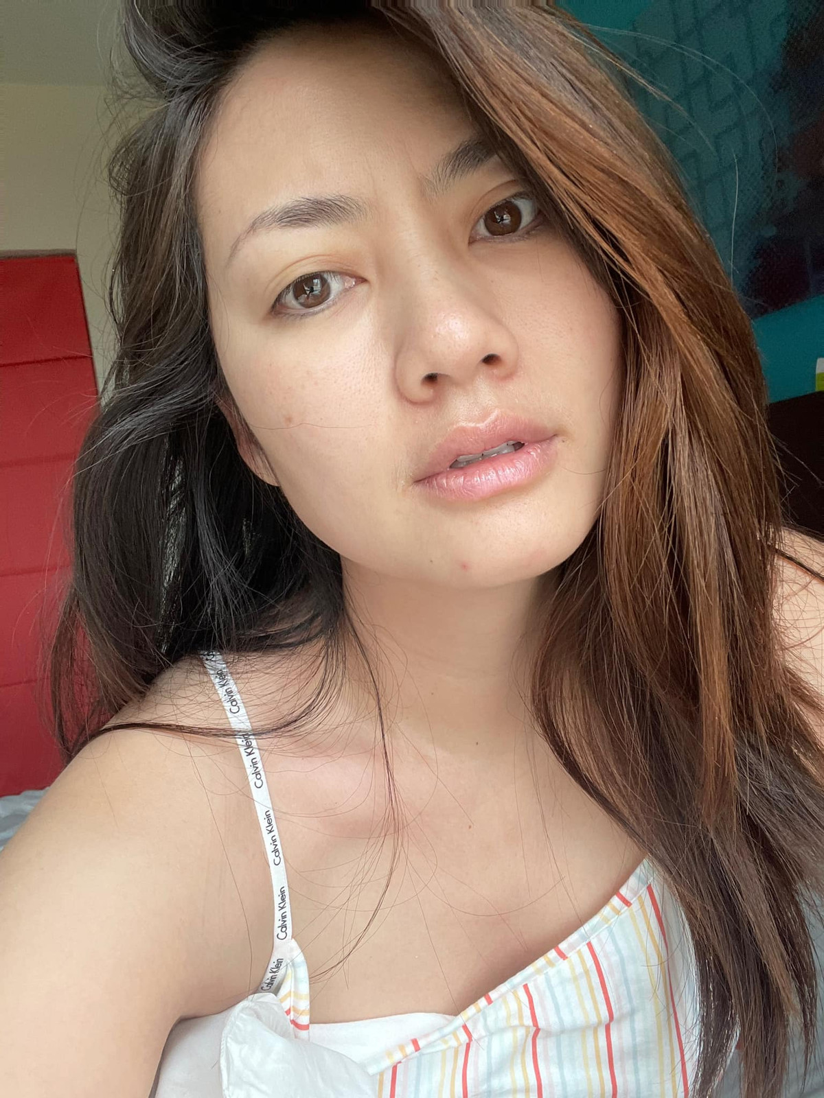 Thời gian ở nhà phòng chống dịch COVID-19, Ngọc Lan chăm chỉ khoe mặt mộc.