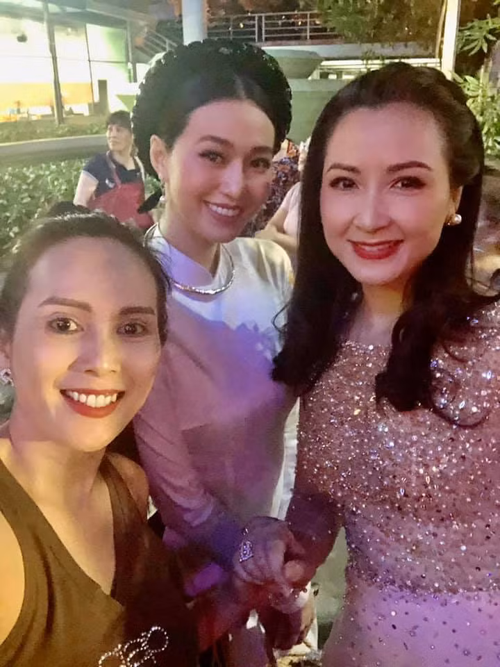 Lấy chồng vào TPHCM sinh sống một thời gian để cuộc sống gia đình ổn định, Khánh Huyền mới trở lại với công việc.