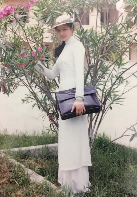 Thời điểm đăng quang á hậu, người đẹp Hải Phòng đang là sinh viên Đại học Kinh tế Quốc dân Hà Nội.