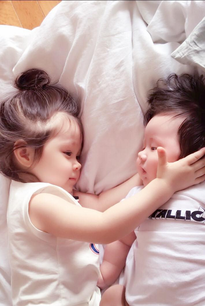 Con trai lai Tây của Elly Trần lớn phổng phao chuẩn “nam thần nhí“ Con trai lai Tay cua Elly Tran lon phong phao chuan “nam than nhi“