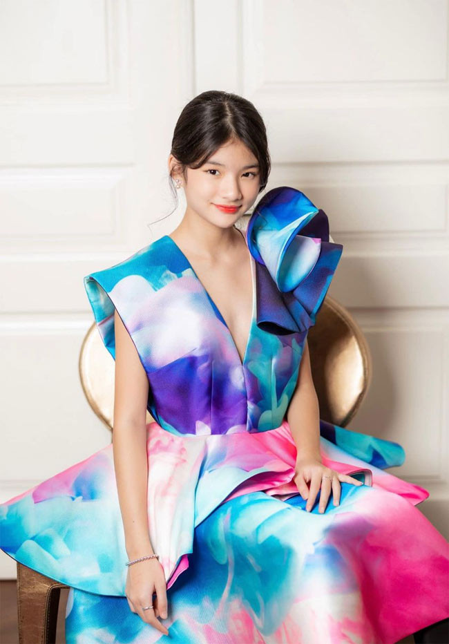 Bảo Tiên và mẹ vừa làm mẫu cho tạp chí Tiếp thị &amp; Gia đình số Xuân.