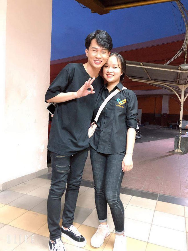 Anh chăm tương tác với fan và rất được lòng người hâm mộ.