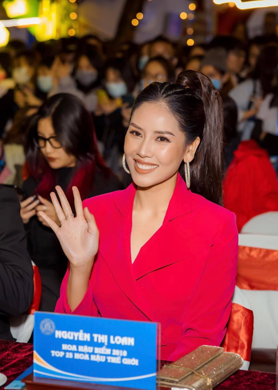 Dù không còn hứng thú với những cuộc thi nhan sắc nữa nhưng với kinh nghiệm đã có, Á hậu 2 Hoa hậu các dân dộc Việt Nam 2013 sẵn sàng giảng dạy và truyền lửa cho các cô gái có ước mơ tham dự các cuộc thi sắc đẹp.