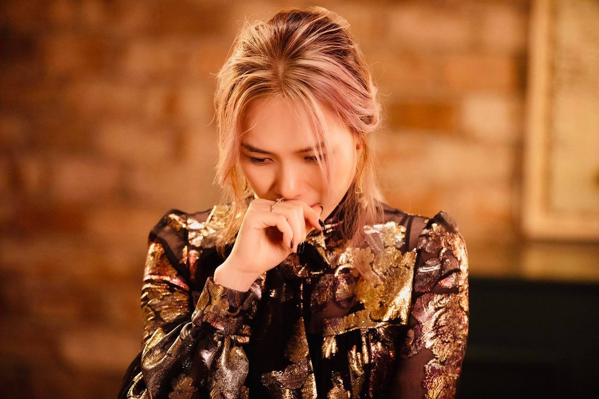 Nhiều đồng nghiệp cũng như người hâm mộ luôn ủng hộ Mỹ Tâm tìm được bến đỗ hạnh phúc ở tuổi 40. Diễn viên Khả Như gửi lời nhắn nhủ: "Chị sao cũng được! Muốn gì cũng được! Thích gì cũng được! Làm gì cũng được! Miễn Mỹ Tâm hạnh phúc là được!".