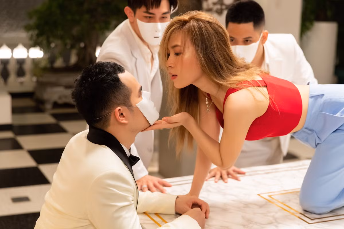 Dù muốn giấu kín chuyện tình cảm nhưng Mỹ Tâm lại khá cởi mở khi chia sẻ quan điểm về tình yêu.