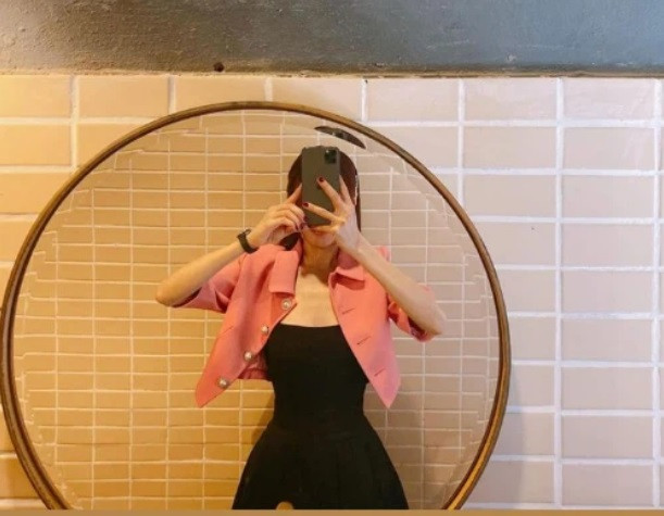 Người hâm mộ khuyên cô nên bồi bổ thêm để đảm bảo sức khỏe.