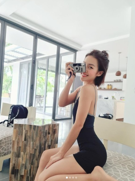 Ngoài bổ sung thực phẩm chức năng để tăng sức đề kháng cô khuyên mọi người nhớ dành thêm 30 phút đến 1 tiếng để tập thể dục nâng cao sức khoẻ.