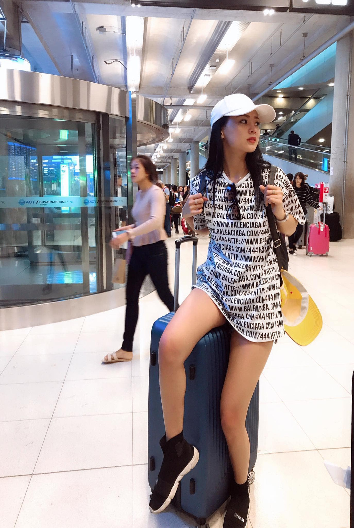 Đời thường, Thiên Hương chuộng phong cách trẻ trung và nhẹ nhàng nhưng cũng không kém phần quyến rũ.