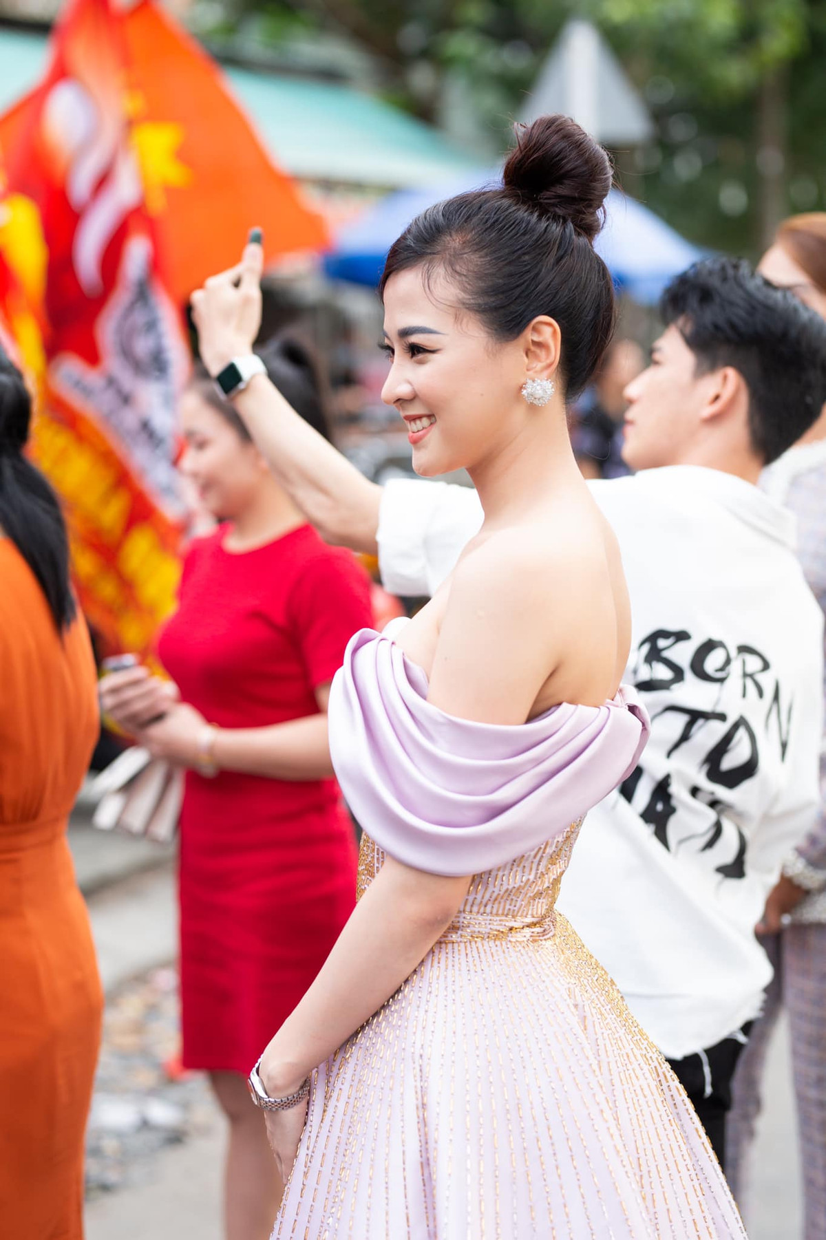  Bạn gái diễn viên Minh Luân gây ấn tượng với nhan sắc đời thường xinh đẹp và quyến rũ.