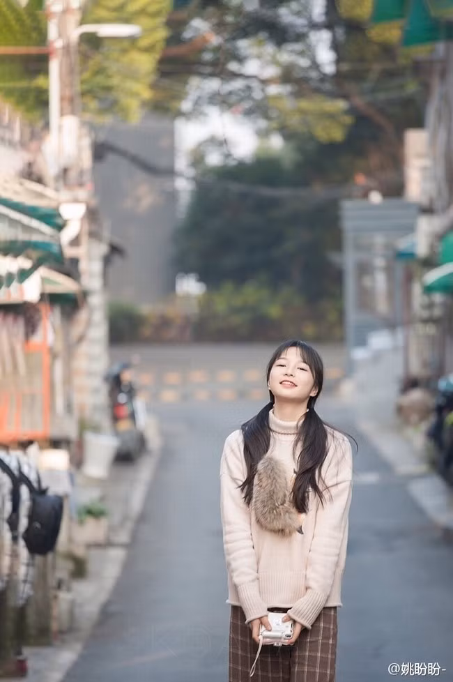 Sở hữu vô số bộ ảnh chất lừ như vậy nhưng ngoài đời, Trường Đảo cũng khá giản dị, gần gũi.