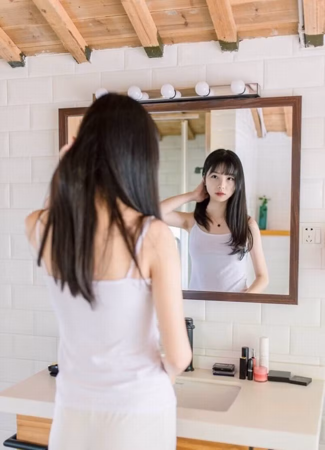 Vẻ ngây thơ, trong sáng khiến nhiều chàng trai mê mẩn.