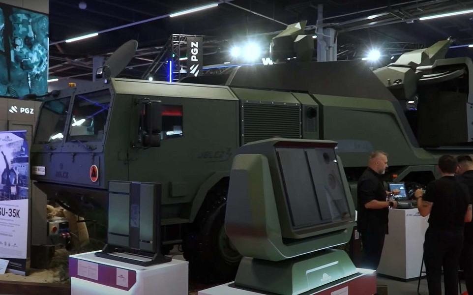 SA-35 có trạm quang điện tử hiện đại ZGS-35 để phát hiện và theo dõi các mục tiêu trên không. Trong tương lai, nó có thể sử dụng radar TUGA băng tần X mới nhất của Ba Lan để thực hiện nhiệm vụ phát hiện và nhắm mục tiêu sớm.