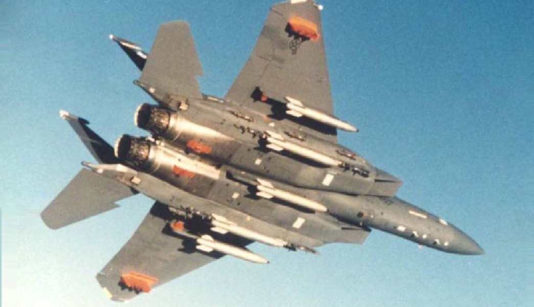 Chiến đấu cơ Tornado Đức huấn luyện với bom hạt nhân B61-12 - Hình 20 Chien dau co Tornado Duc huan luyen voi bom hat nhan B61-12-Hinh-20