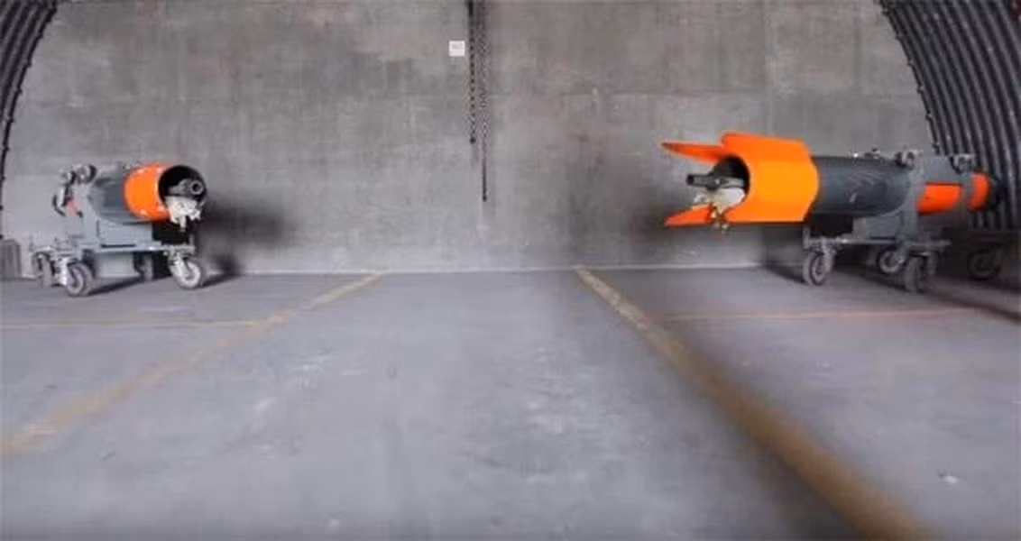 Các cuộc thử nghiệm này là nỗ lực hợp tác giữa Bộ Quốc phòng và NNSA, hỗ trợ việc đánh giá các hệ thống phân phối của bộ ba hạt nhân, bao gồm máy bay ném bom, tên lửa đạn đạo xuyên lục địa trên bộ và tên lửa đạn đạo phóng từ tàu ngầm.