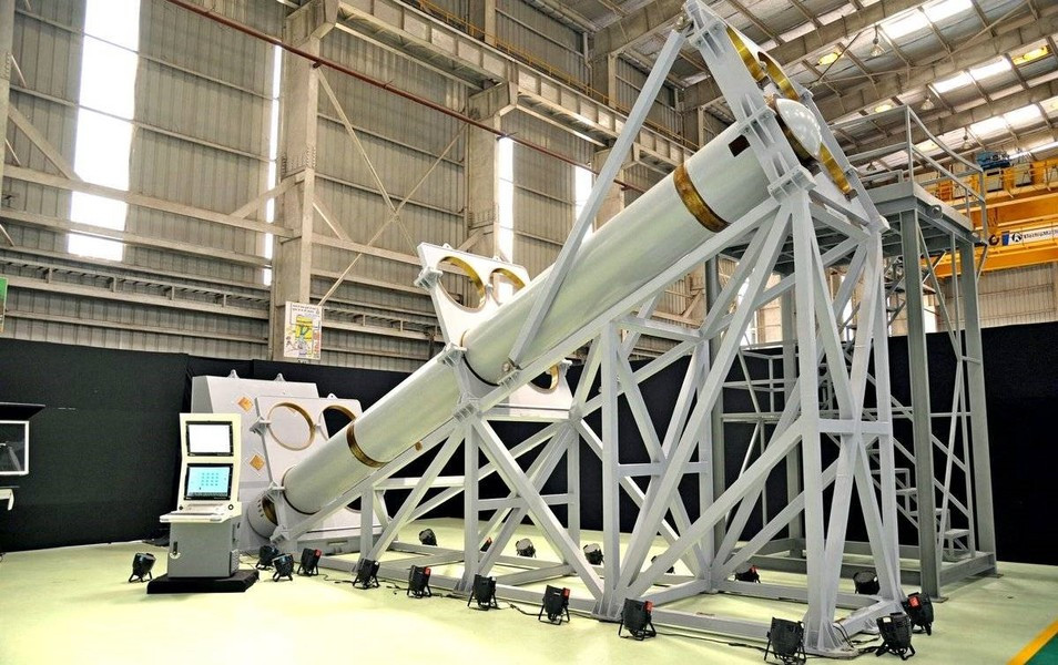 Nguyên nhân đầu tiên là phạm vi phóng của tên lửa đã vi phạm các quy tắc của Hiệp ước INF có hiệu lực đến năm 2019 (cấm triển khai các bệ phóng tên lửa trên đất liền có tầm bắn trong khoảng 500 đến 5.500 km).