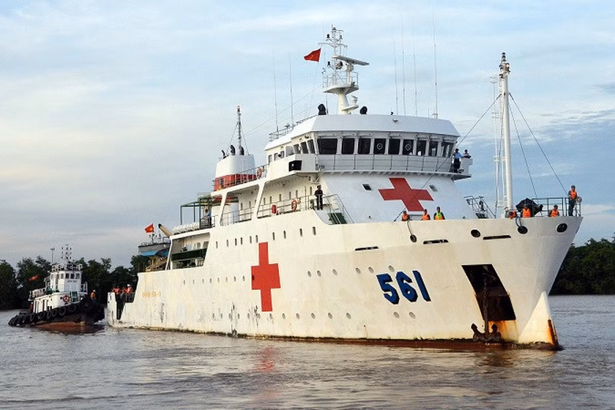 Tàu được hạ thuỷ vào ngày 26/4/2012, bắt đầu đi vào hoạt động từ năm 2013 và phục vụ cho tới thời điểm hiện tại. Nguồn ảnh: BHQ.