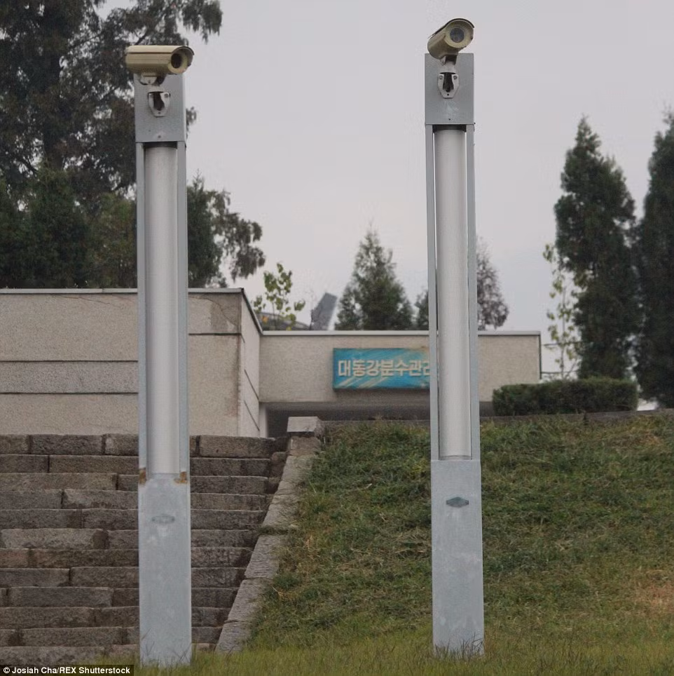 Camera giám sát được lắp đặt tại nhiều nơi ở Triều Tiên.