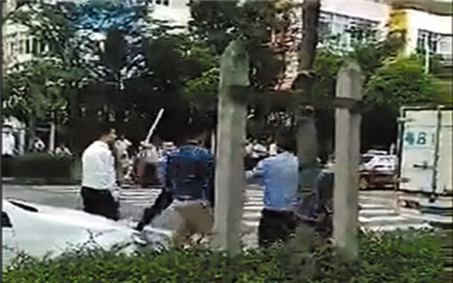 TQ: Quan ly do thi tan cong moi gioi nha dat