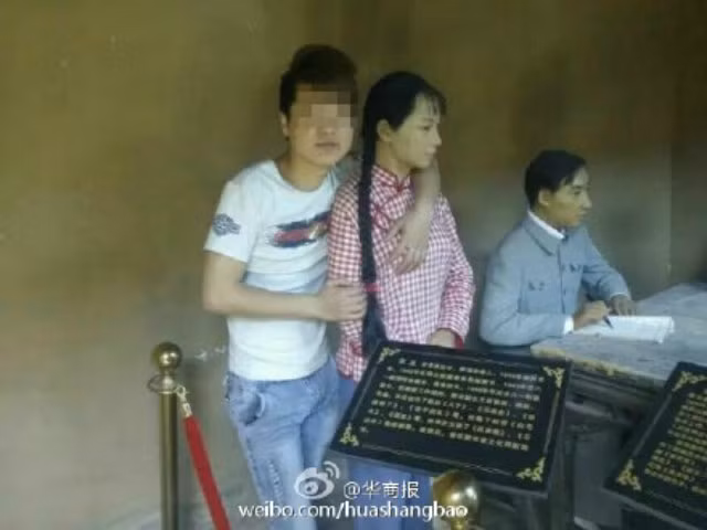 Thanh nien TQ cuong hon, so mo tuong nu gay phan no-Hinh-3