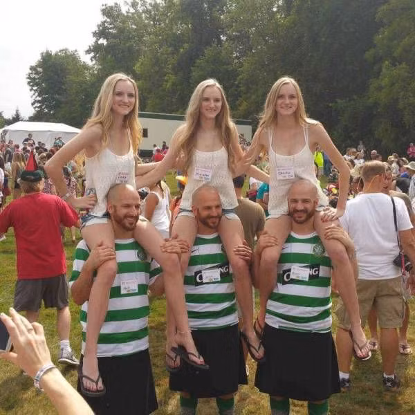 Cặp nào đẹp nhất?