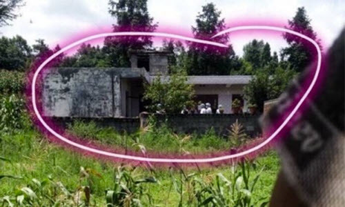 TQ: O nha mot minh, hai chi em chet tham