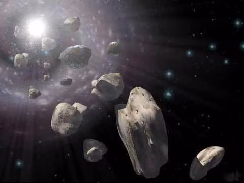 Thiên thạch được coi là "báu vật" quý hiếm vì nhiều lý do. Trước hết, không phải lúc nào chúng ta cũng có thể tìm thấy thiên thạch. Mỗi năm, Trái Đất chỉ hứng chịu khoảng 55 tấn thiên thạch, nhưng phần lớn chúng bị đốt cháy hoàn toàn khi đi qua bầu khí quyển. Chỉ một phần rất nhỏ trong số đó rơi xuống mặt đất và được con người phát hiện.