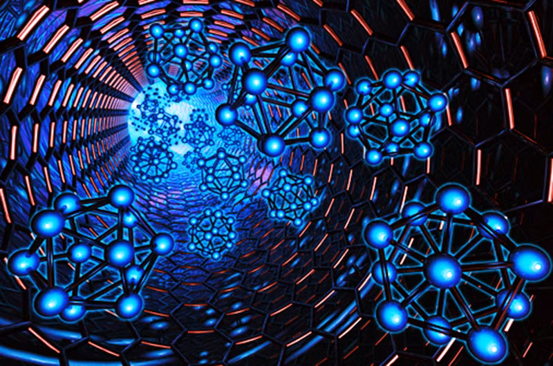 Một trong những đặc tính nổi bật của than chì là khả năng dẫn điện và dẫn nhiệt tốt. Điều này là do các electron tự do di chuyển giữa các lớp carbon, tạo nên tính dẫn điện cao. Ngoài ra, than chì còn có khả năng chịu nhiệt độ cao và chống ăn mòn, làm cho nó trở thành vật liệu lý tưởng trong các ứng dụng công nghiệp như sản xuất điện cực và vật liệu chịu lửa. (Ảnh:asiame)