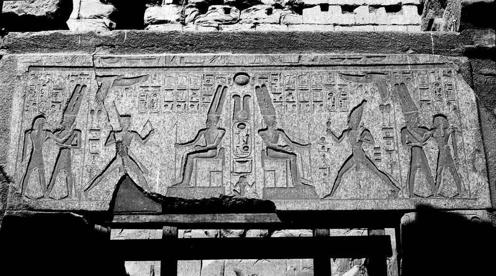 Ramesses II cũng nổi tiếng với việc tổ chức nhiều lễ hội Sed, một nghi lễ quan trọng để tái khẳng định quyền lực của pharaoh. Ông đã tổ chức đến 14 lễ hội Sed trong suốt triều đại của mình, nhiều hơn bất kỳ pharaoh nào khác.(Ảnh: Flickr)