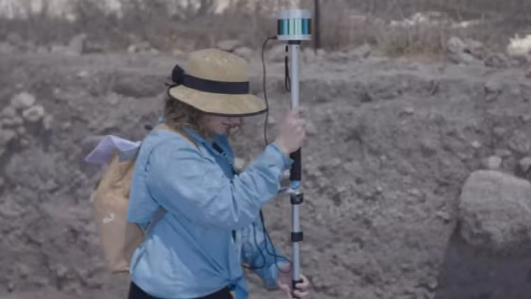 Dữ liệu Lidar có thể được kết hợp với các công nghệ khác như Hệ thống Thông tin Địa lý (GIS) để tạo ra các mô hình kỹ thuật số toàn diện về các địa điểm khảo cổ. Điều này hỗ trợ việc bảo tồn và giải thích di sản văn hóa một cách hiệu quả hơn. (Ảnh: GIM International)