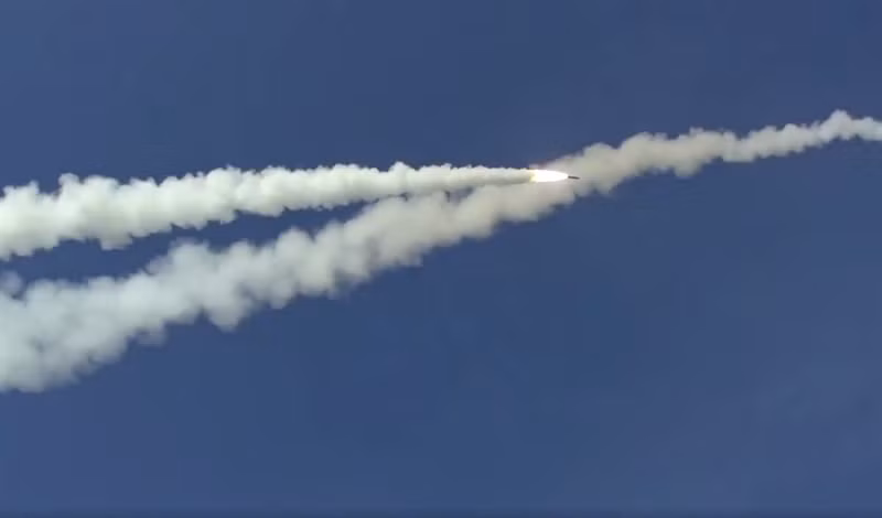 Rudskoy tiết lộ, 44 máy bay trinh sát nước ngoài đã được ghi nhận áp sát không phận của Nga chỉ trong một tuần. Chỉ riêng trong ngày 4 tháng 9, đã có 5 máy bay trinh sát đã đồng thời bay qua Biển Đen. Khoảng cách tiếp cận tối thiểu của chúng tới biên giới Nga là 15 km.