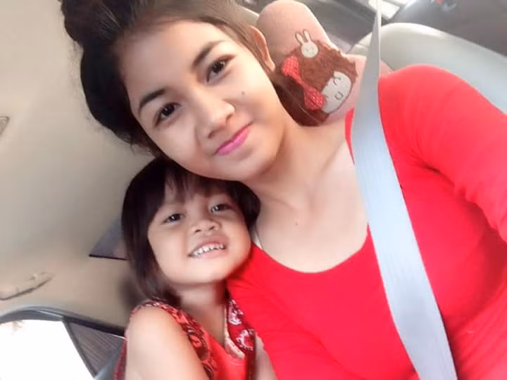 Tất cả những bằng chứng tìm hiểu được nêu trên dẫn đến suy luận, nhiều khả năng Royal Ly là một trang mạo danh. Ai đó đã tạo ra trang này, sử dụng ảnh của một cô gái người Campuchia và tự nhận mình là người trong ảnh. Cùng với đó là việc liên tục đăng tải những status tâm trạng, chia sẻ và lan truyền những câu chuyện tình cảm sướt mướt, dễ gây tranh cãi để kiếm "like", số lượng người theo dõi.