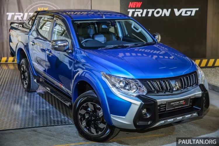 Vừa qua tại Malaysia, Mitsubishi đã nâng cấp toàn bộ dòng bán tải Triton của hãng lên phiên bản mới với nhiều cải tiến. Đặc biệt, phiên bản cao cấp mới nhất là Mitsubishi Triton 2016 VGT Adventure X đã lần đầu tiên được giới thiệu tại thị trường này.
