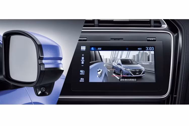 Gienia cũng sẽ được trang bị sẵn khá nhiều tiện nghi cao cấp, bao gồm hệ thống theo dõi điểm mù LaneWatch của Honda, cửa sổ trời điện, khởi động không chìa, hệ thống thông tin giải trí với màn hình cảm ứng và nội thất bọc da.