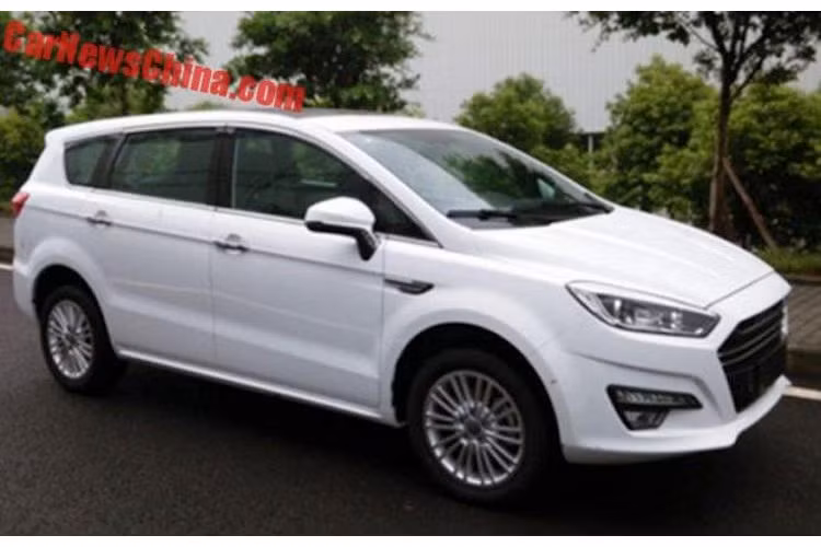 Dù là một trong những tập đoàn sản xuất ôtô xe máy lớn nhất Trung Quốc nhưng có vẻ như Lifan cũng chạy theo con đường "copy" của các hãng xe nổi tiếng Thế giới khi mới đây nhất, hãng đã bị người yêu xe "tố" là đã nhái kiểu dáng của mẫu MPV 7 chỗ Ford S-Max.