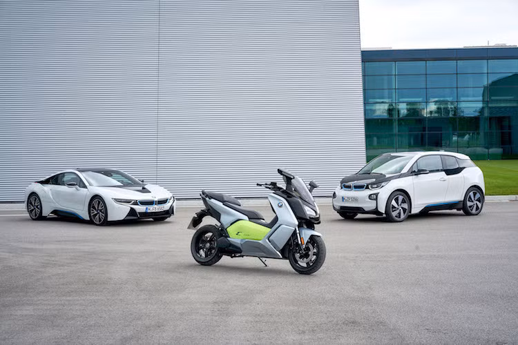 Cùng với những mẫu xe ôtô "xanh" như i3 và i8, C Evolution sẽ xuất hiện ở khu trưng bày BMW tại triển lãm Paris 2016 diễn ra vào cuối tháng.