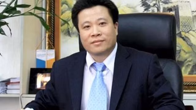 Ngày 28/8/2017, TAND TP Hà Nội đưa Hà Văn Thắm cùng các đồng phạm ra xét xử. Theo cáo trạng, trong quá trình làm Chủ tịch HĐQT Oceanbank, Hà Văn Thắm cùng các đồng phạm đã có nhiều vi phạm trong hoạt động tín dụng, gây thiệt hại cho ngân hàng gần 2.000 tỷ đồng. Đến ngày 14 /1/2020, khi đang thụ án tù chung thân, Hà Văn Thắm bị Tòa án nhân dân thành phố Hà Nội tuyên thêm án 15 năm tù về tội Vi phạm quy định về hoạt động ngân hàng, hoạt động khác liên quan đến hoạt động ngân hàng.