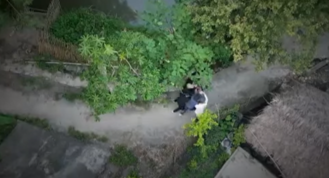 Bằng các biện pháp nghiệp vụ, cơ quan Công an phát hiện Nguyễn Văn Nội đang di chuyển về Hà Giang. Ngay chiều tối hôm đó, tổ trinh sát quay ngược về Hà Giang, chờ đón lõng đối tượng tại khu vực gần nhà gã. Khoảng 8h ngày 24/1/2011, kẻ giết người đầu tiên đã sa lưới, khi vừa về gần tới nhà.