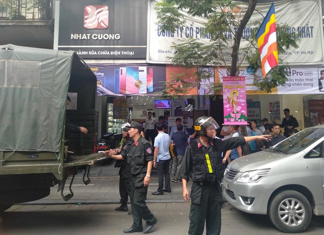 Theo luật sư Cường, về cơ bản trong vụ án có đồng phạm, bắt được đối tượng chủ mưu thì có thể thuận lợi cho các đồng phạm khác, khi mà chủ mưu bị áp dụng hình phạt cao nhất. Từ hình phạt cao đó, sẽ áp dụng lần lượt cho các bị cáo, từ bị cáo có vai trò cao đến bị cáo có vai trò thấp. 