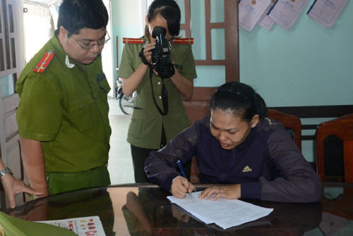 Ban banh mi nhung “no” la can bo de lua dao hon nua ty