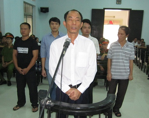 Bon cuu CA an chan ky nam cua phu tram hau toa