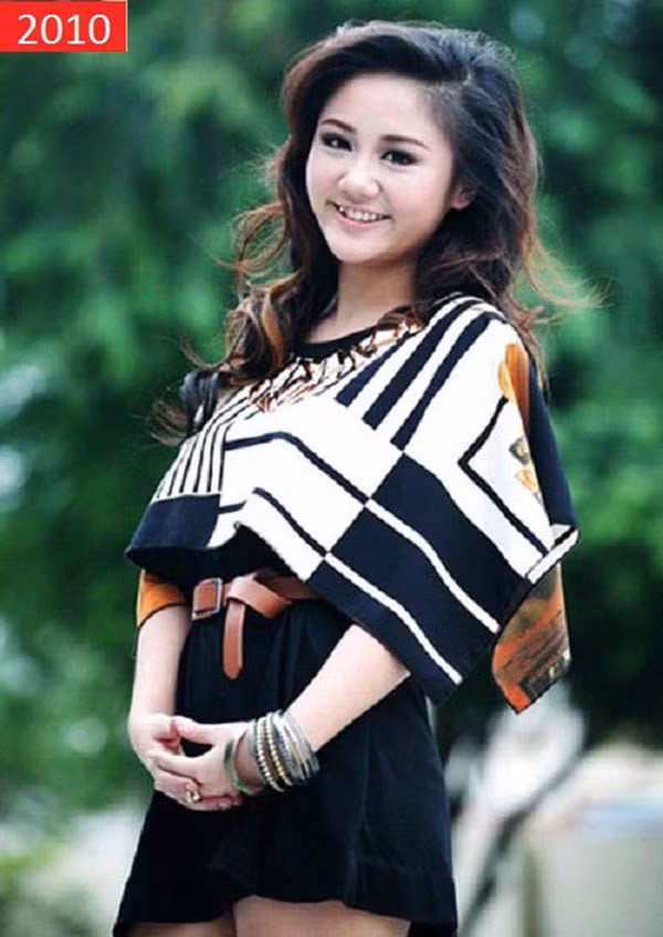 Thậm chí, gout thời trang của cô nàng cũng không được đánh giá cao.