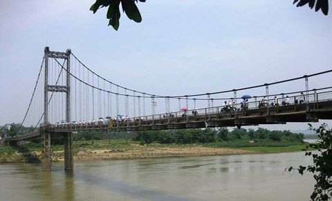 Khu vực cầu Dùng nơi D. và T. tự tìm đến cái chết.