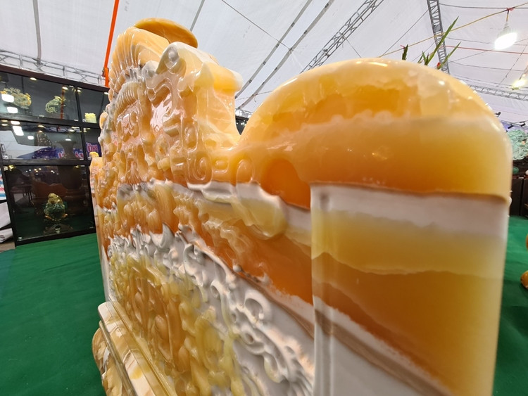 Tác phẩm được hoàn thiện dựa vào sự tỉ mỉ độc đáo.