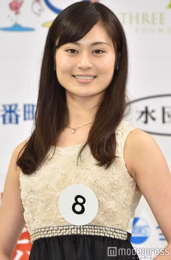 Đa số các thí sinh lọt tới vòng chung kết có tuổi đời từ 19 đến 25. Tuy nhiên, cuộc thi sẽ gặp không ít khó khăn khi các ứng viên không nổi trội về nhan sắc. Thí sinh mang số báo danh 08 sở hữu gương mặt vuông, khá thô.