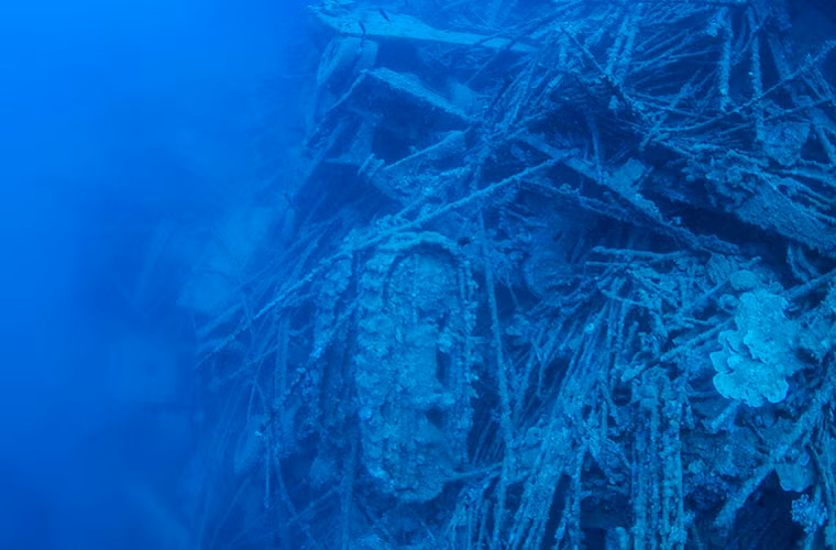 Do không thể bán lại chúng cho người dân địa phương cũng như chi phí vận chuyển chúng về nước quá đắt đỏ và số lượng binh sĩ còn lại quá ít ỏi để có thể quản lý chúng nên Mỹ quyết định ném những phương tiện và hàng hóa quân sự xuống đáy biển.