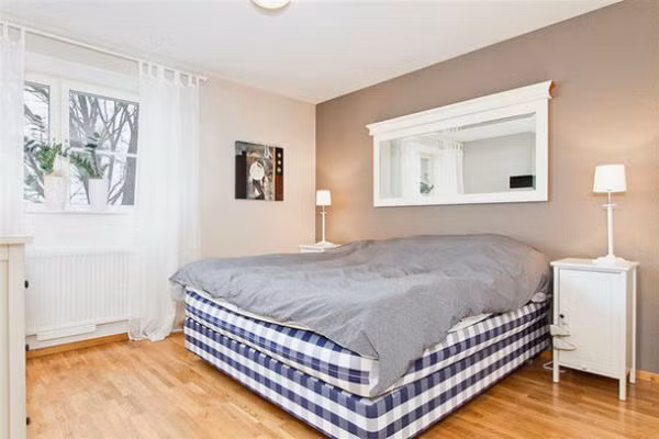  Nếu muốn thay đổi vận đào hoa của mình thì cần điều chỉnh phòng ngủ để toát lên sức sống mới. 